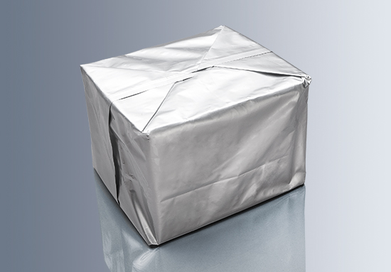 Bolsa de aluminio con 50 cajas de 50 láminas